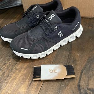 On cloud / Cloud 5 brand new